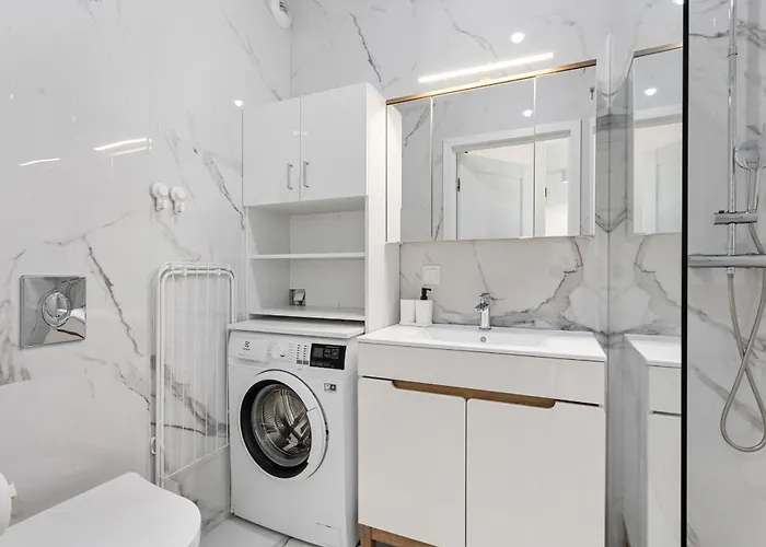 Very Berry - Katowicka 2c - Z Balkonem I Garazem- Self Check In 24h *