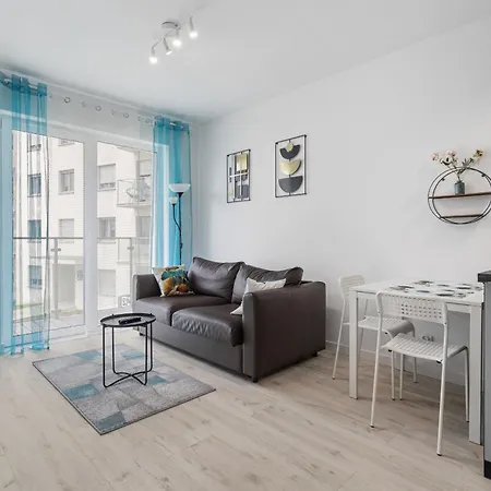 Apartmán Very Berry - Katowicka 2c - Z Balkonem I Garazem- Self Check In 24h *