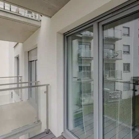 Apartmán Very Berry - Katowicka 2c - Z Balkonem I Garazem- Self Check In 24h Poznaň