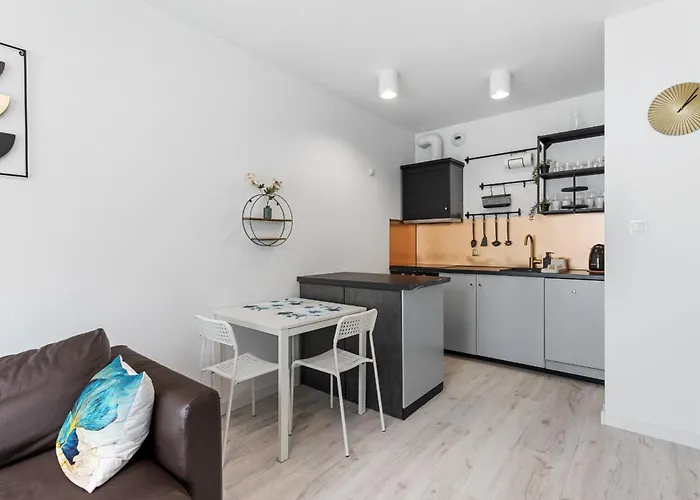 Apartment Very Berry - Katowicka 2c - Z Balkonem I Garazem- Self Check In 24h