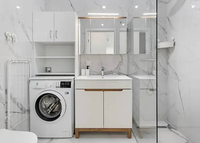 Very Berry - Katowicka 2c - Z Balkonem I Garazem- Self Check In 24h Apartment Poznan