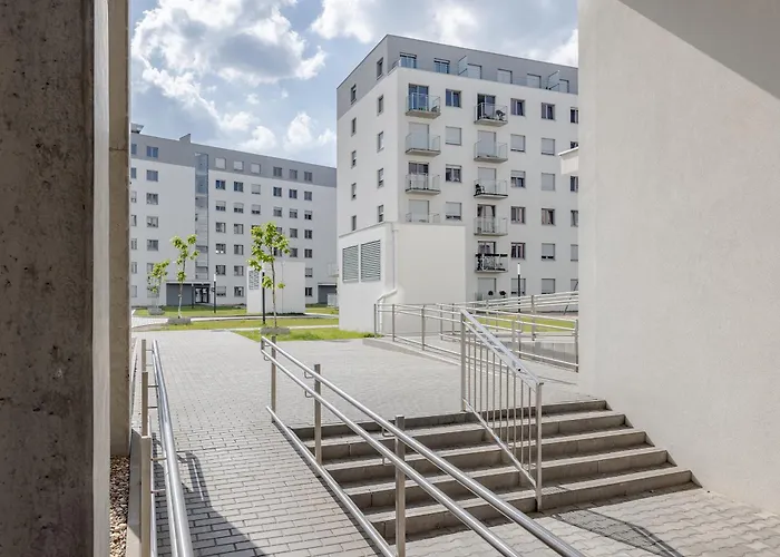 Very Berry - Katowicka 2c - Z Balkonem I Garazem- Self Check In 24h Apartment *